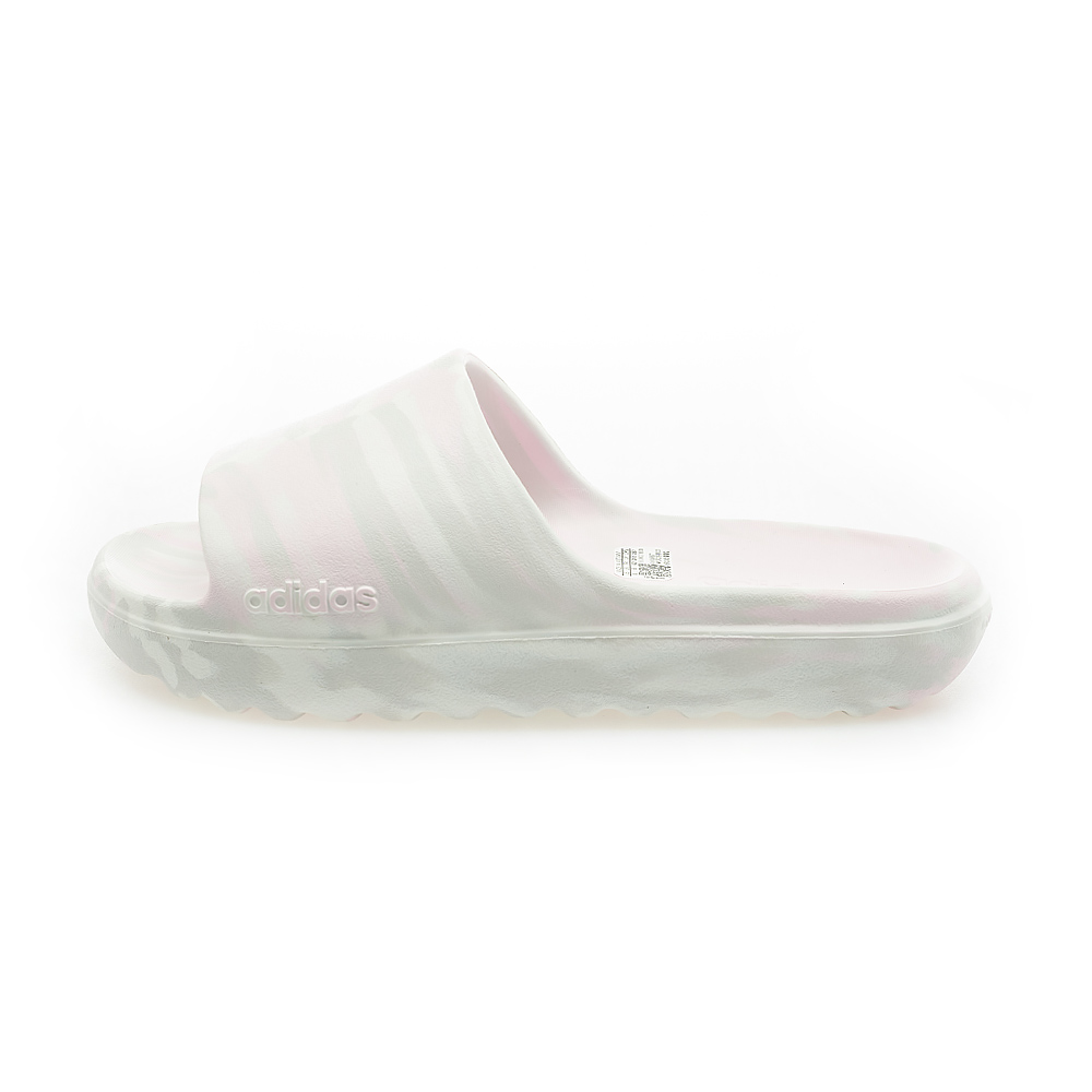 ADILETTE LUMIA