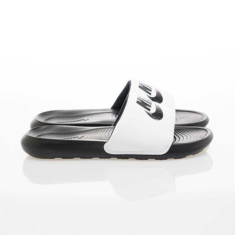 Nike Victori One Slide