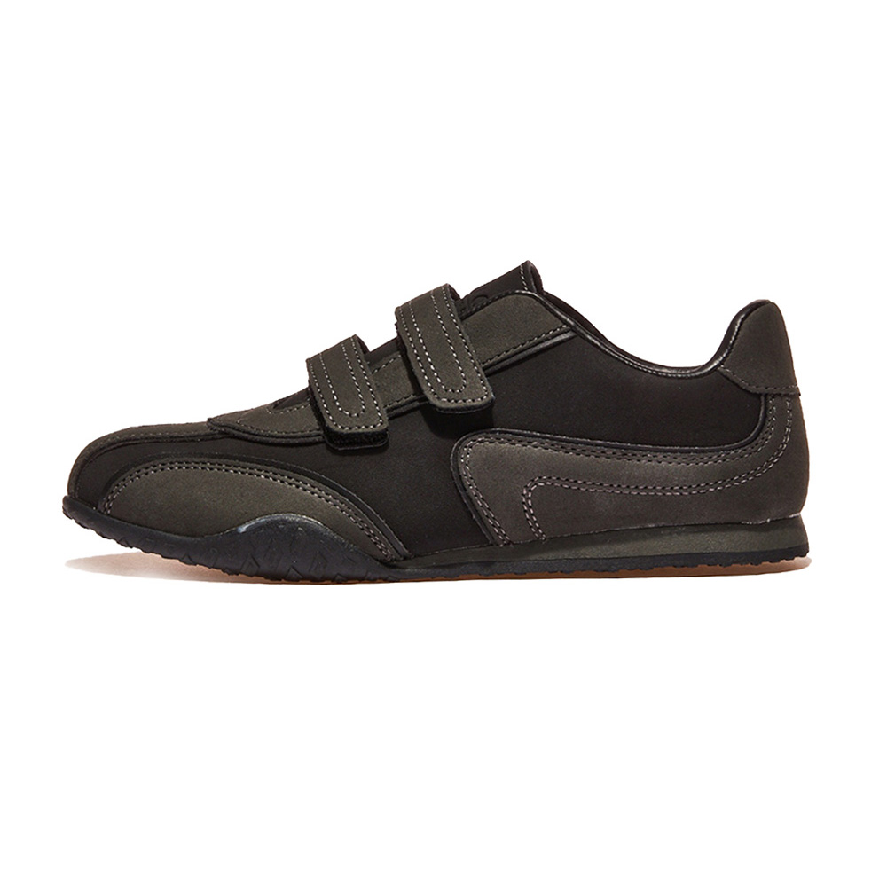 SIA KOVE SNEAKERS